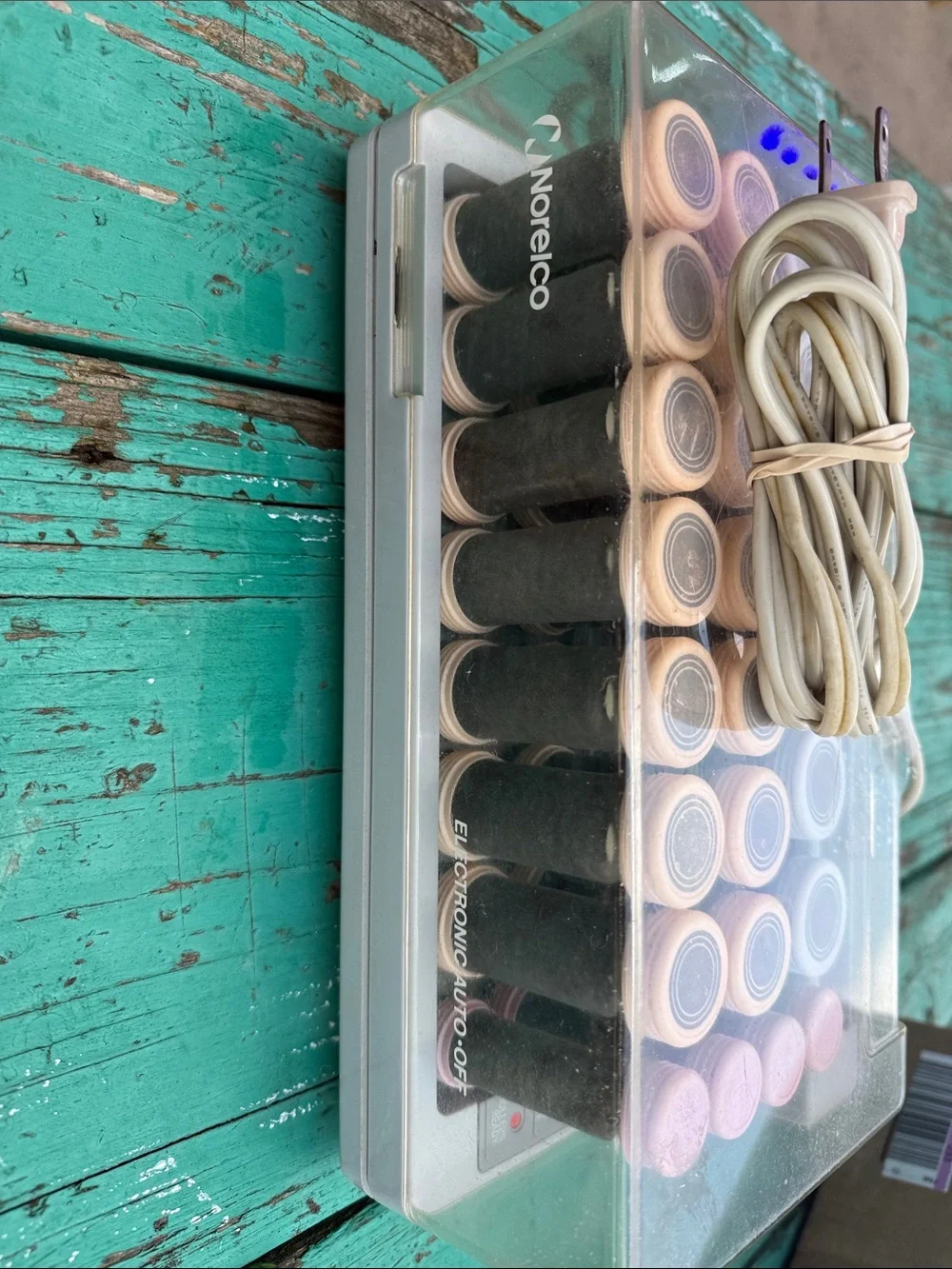 Norelco Electric Hot Roller Set — Cream and Pink